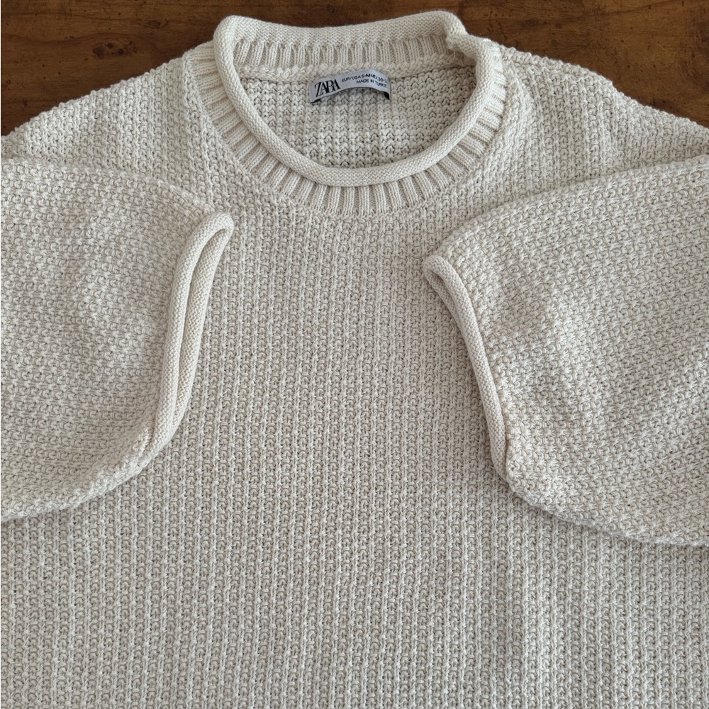 Zara Men's Cream Crewneck Knitted Tshirt